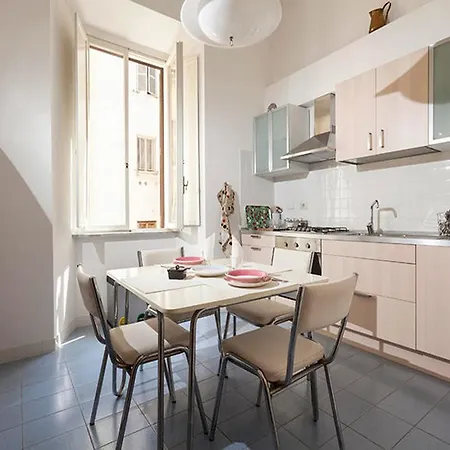 Via Aurora Apartman Róma