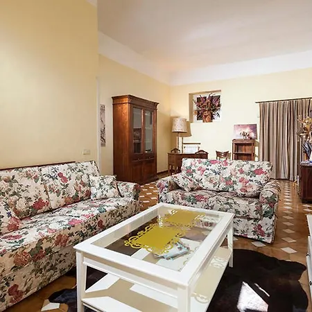 Via Aurora Apartman Róma